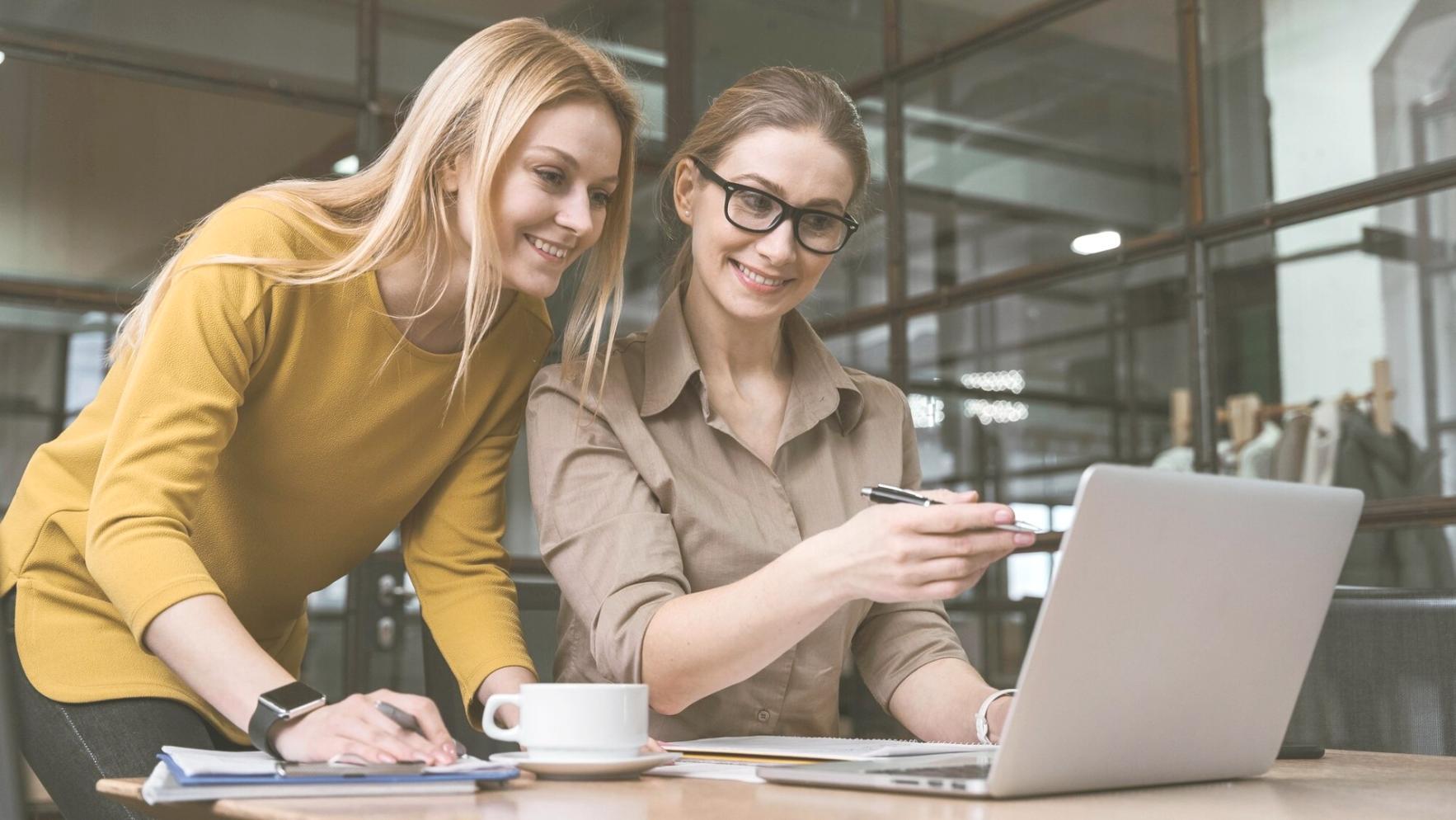 Sesión práctica de planificación de presupuestos para eventos corporativos